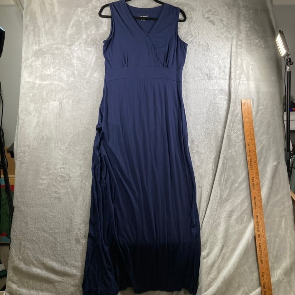 LL Bean Women M-Regular Navy Blue Sleeveless Maxi Dress V-Neck Empire Waist